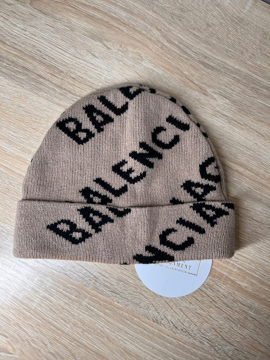 Balenciaga knit hat online