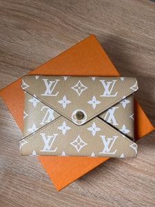 Louis Vuitton Kirigami Beige Pouch, Medium