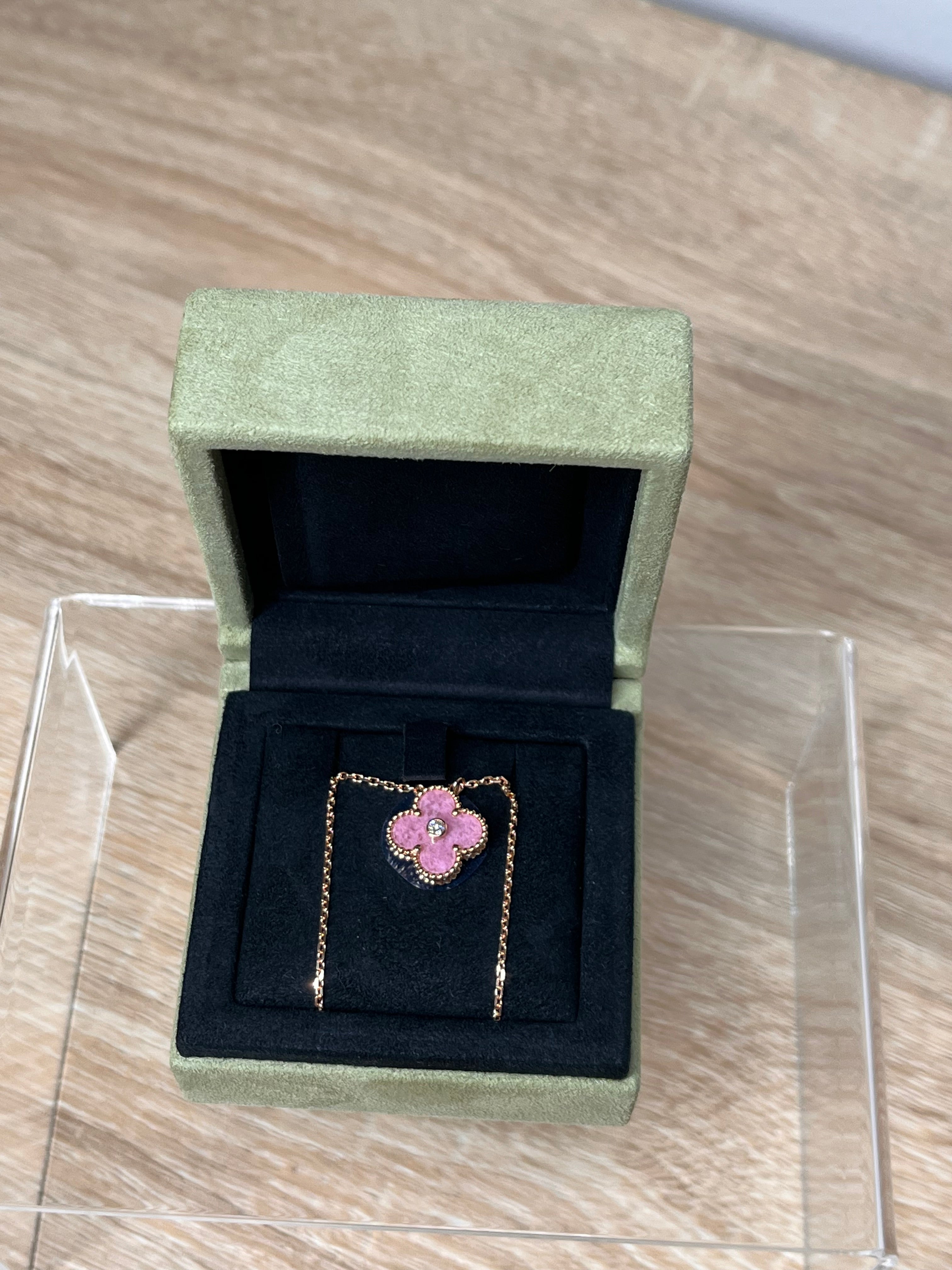 Van Cleef & Arpels - Holiday 2021 Limited Edition Pink Necklace