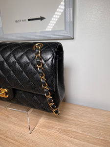 Chanel Classic Double Flap, Medium - Caviar