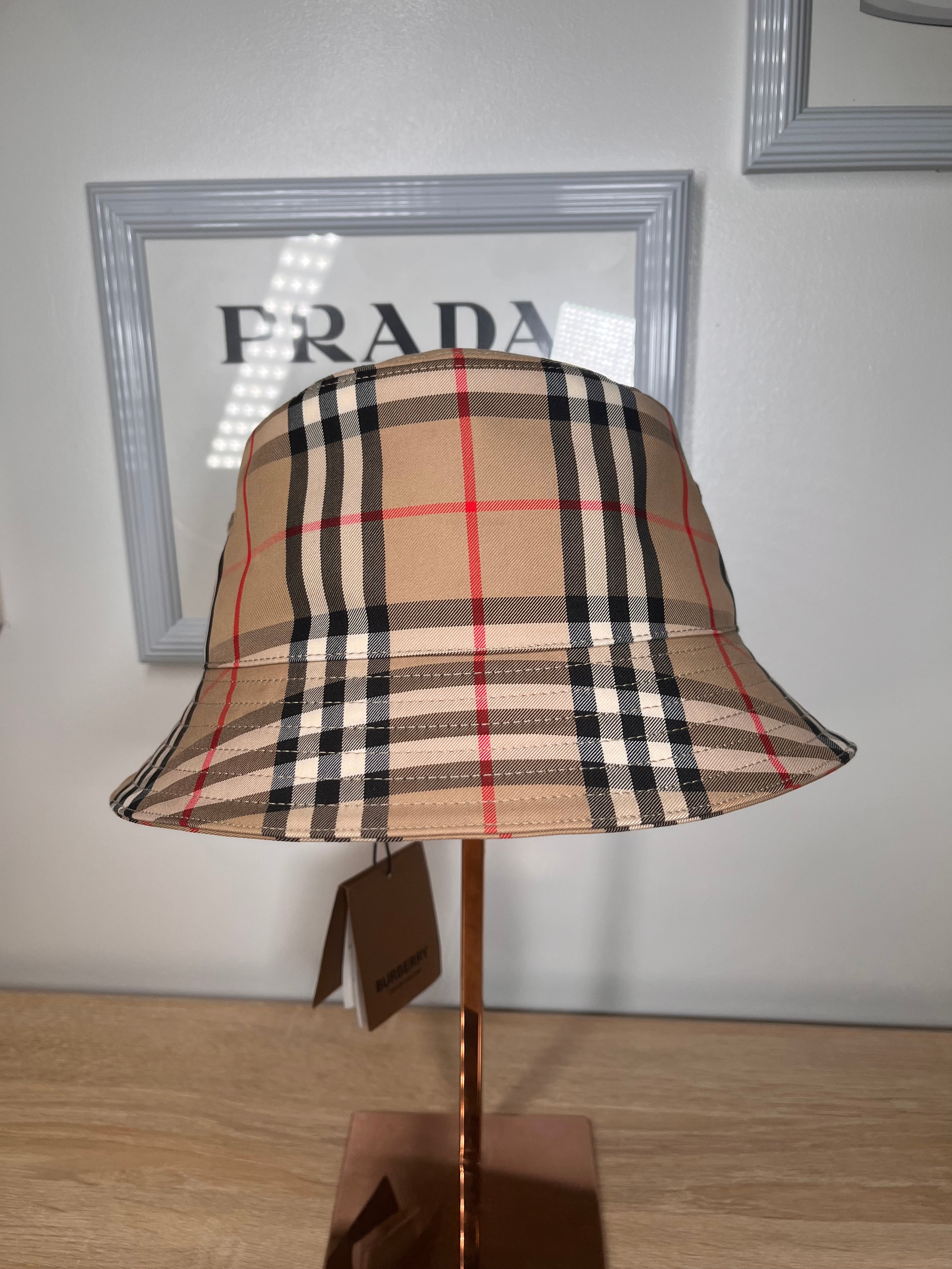 Burberry Bucket Hat, Large