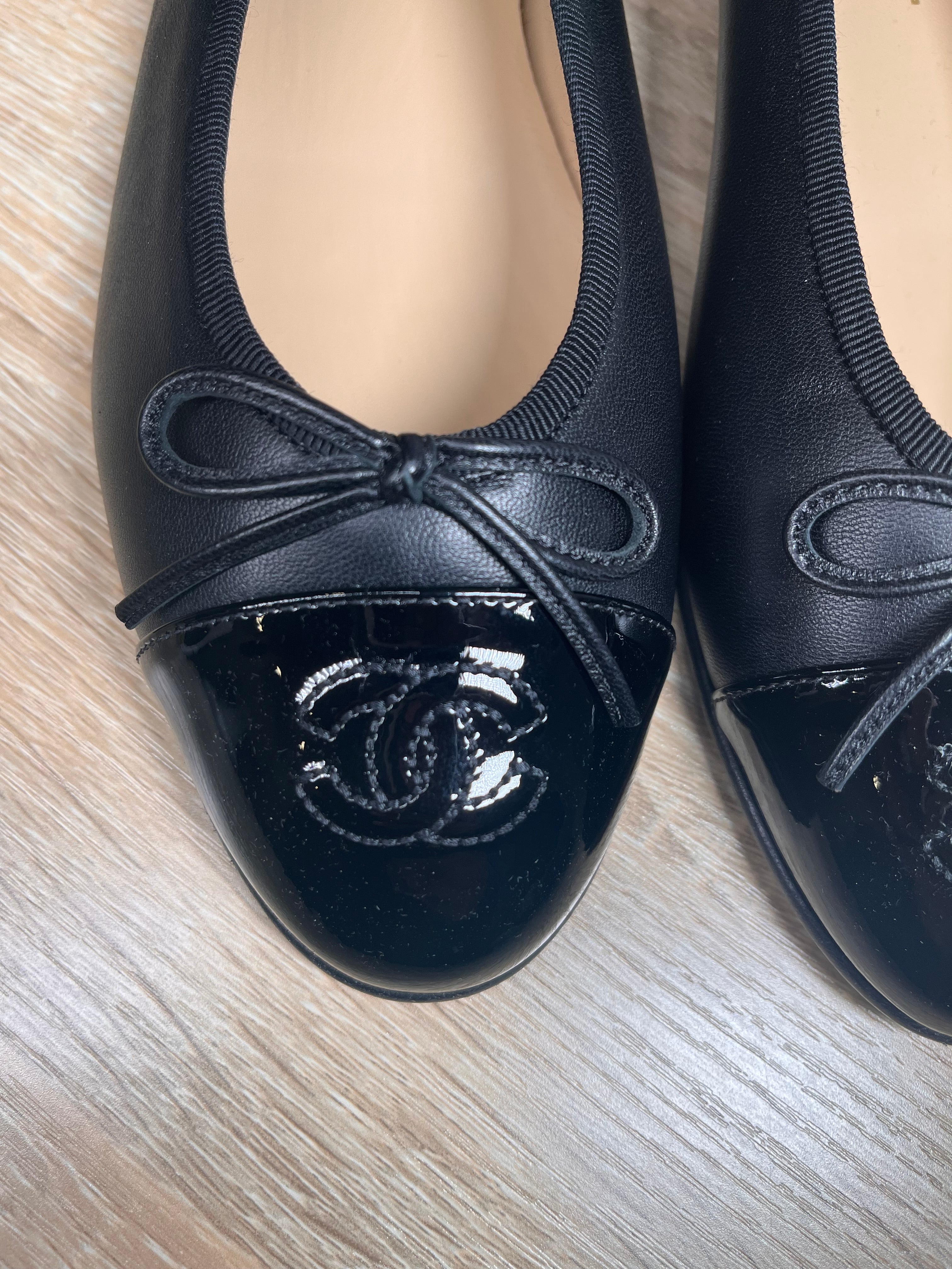 Chanel Ballet Lambskin & Patent Calfskin Flats, 38.5